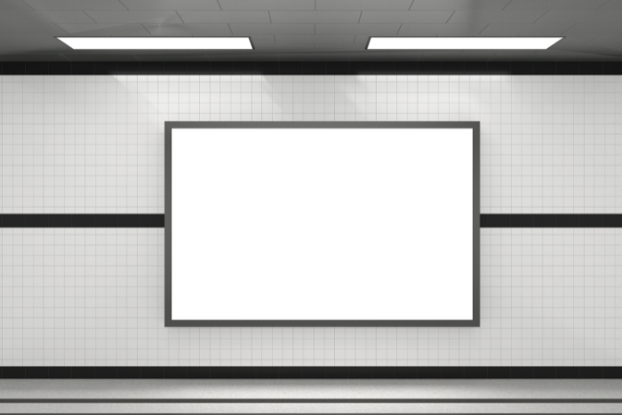 Cosa sono le adv off line spiegate in un cartello pubblicitario